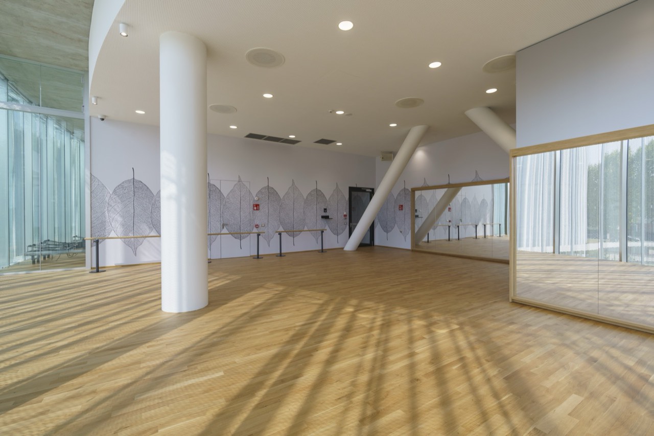 Milano Bocconi — Espaço